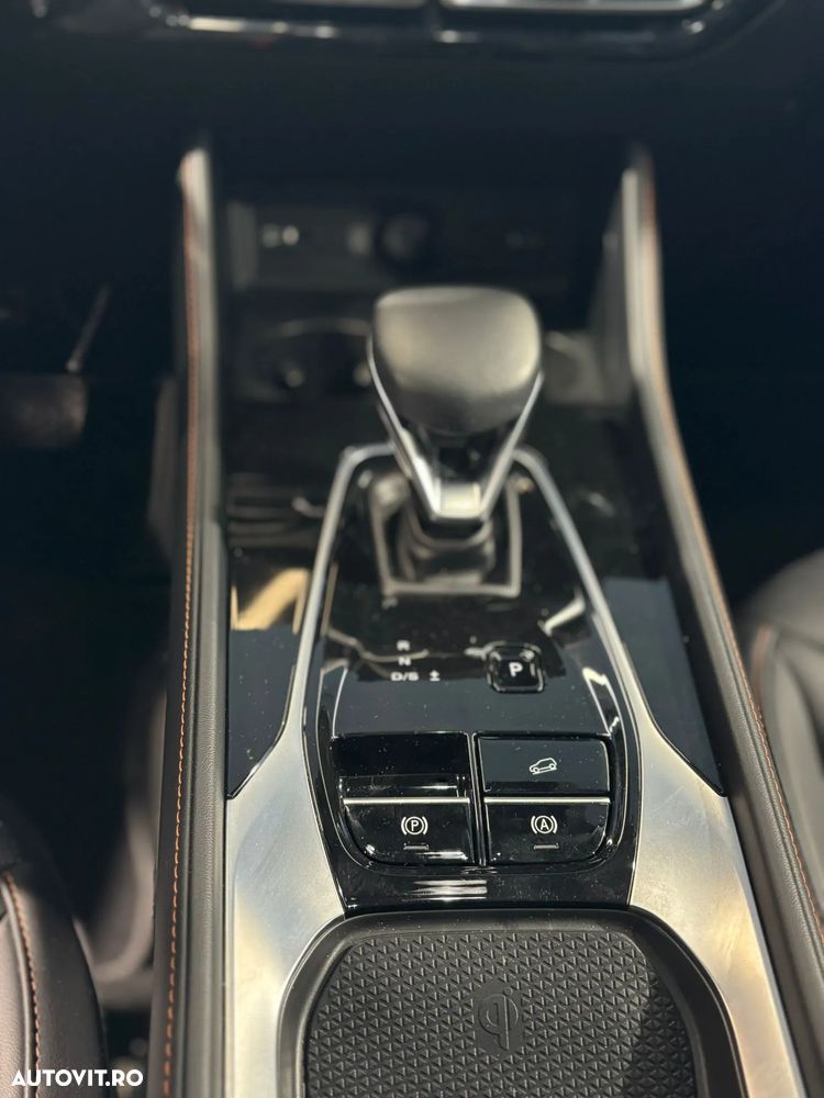 MG HS 1.5 T-GDi 7DCT Exclusive - 17