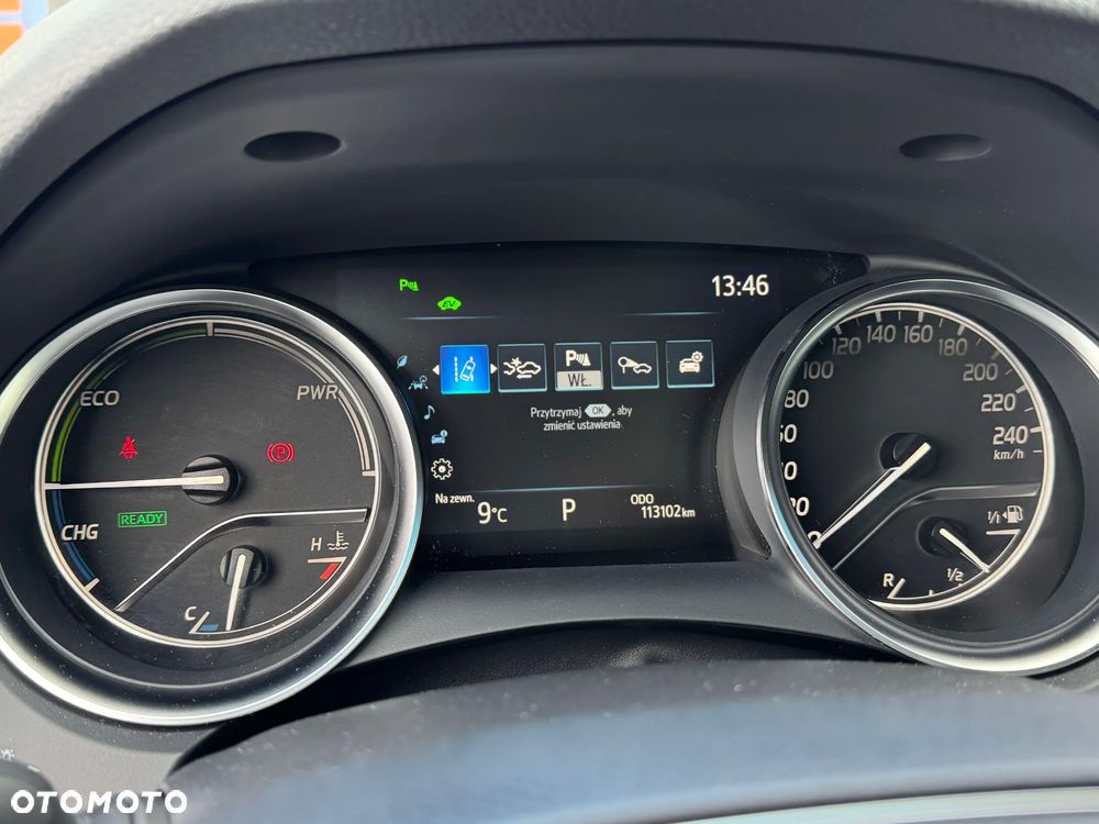 Toyota Camry 2.5 Hybrid Comfort CVT - 27