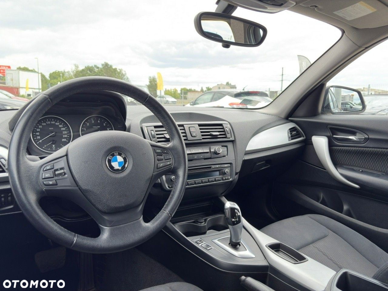 BMW Seria 1 - 12