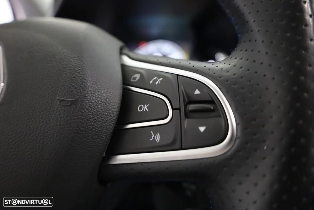 Renault Mégane Sport Tourer 1.2 TCE GT Line - 37