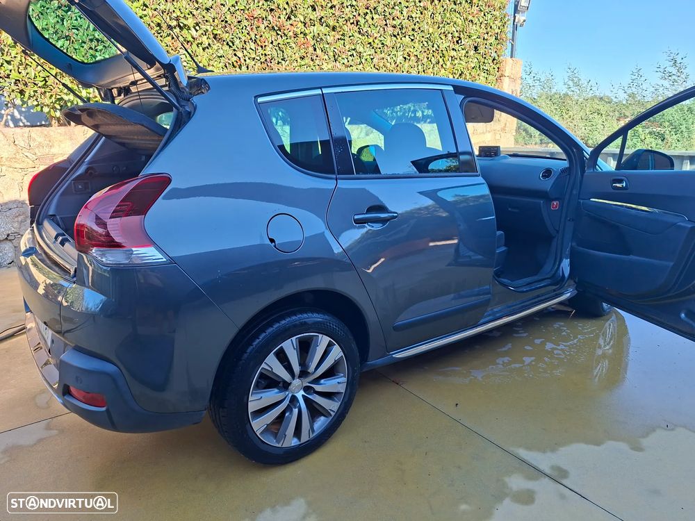 Peugeot 3008 1.6 HDi Style - 3