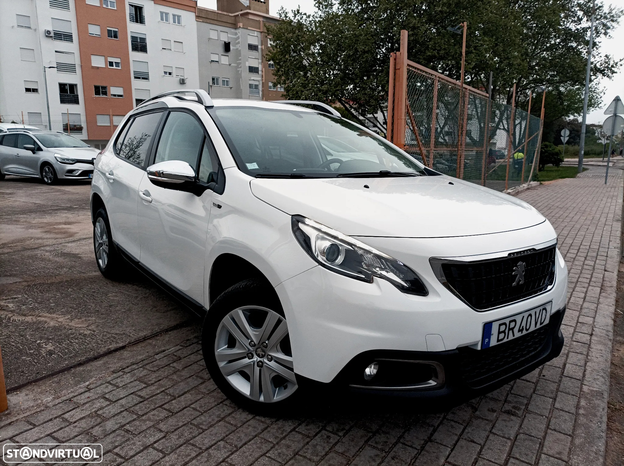 Peugeot 2008 1.2 PureTech Style - 2