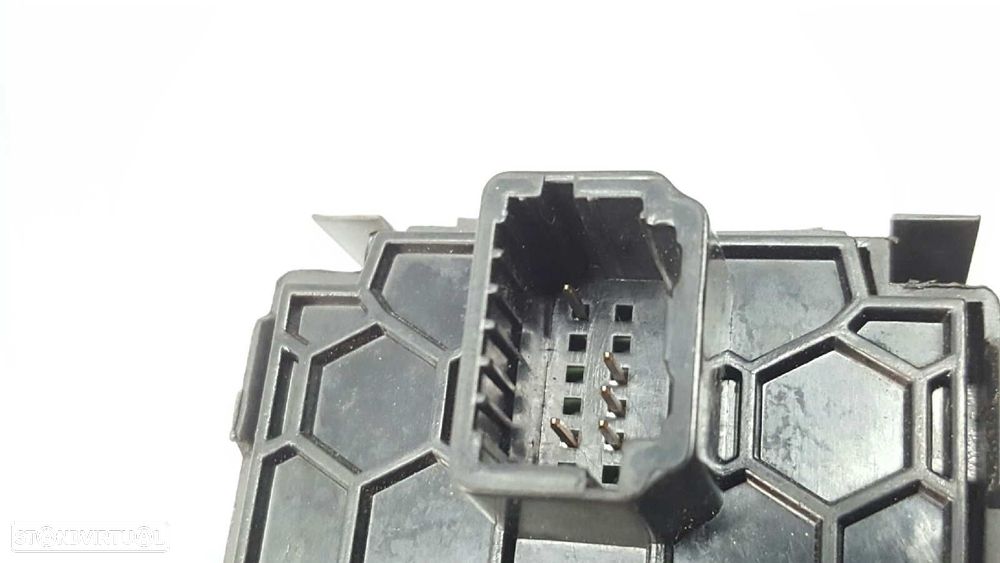 CONTROLE DE AJUSTE DE LUZES RENAULT CLIO IV AUTHENTIQUE - 4