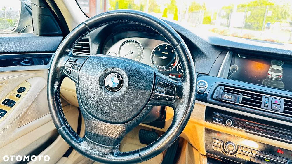 BMW Seria 5 - 30