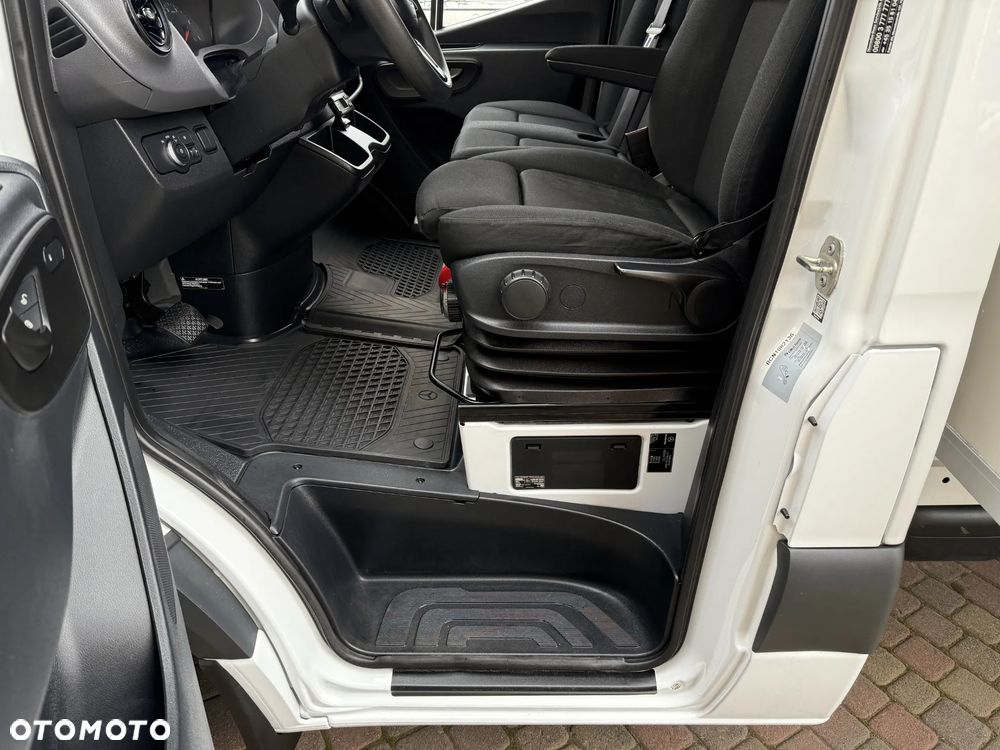 Mercedes-Benz Sprinter 3,0 Chłodnia Mroźnia Winda - 29