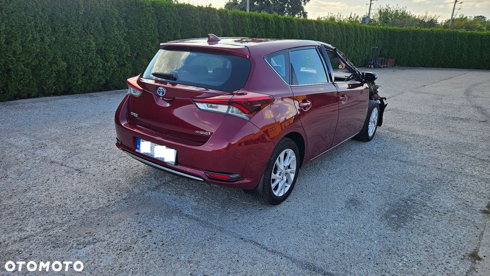 Toyota Auris Hybrid 135 Prestige - 4