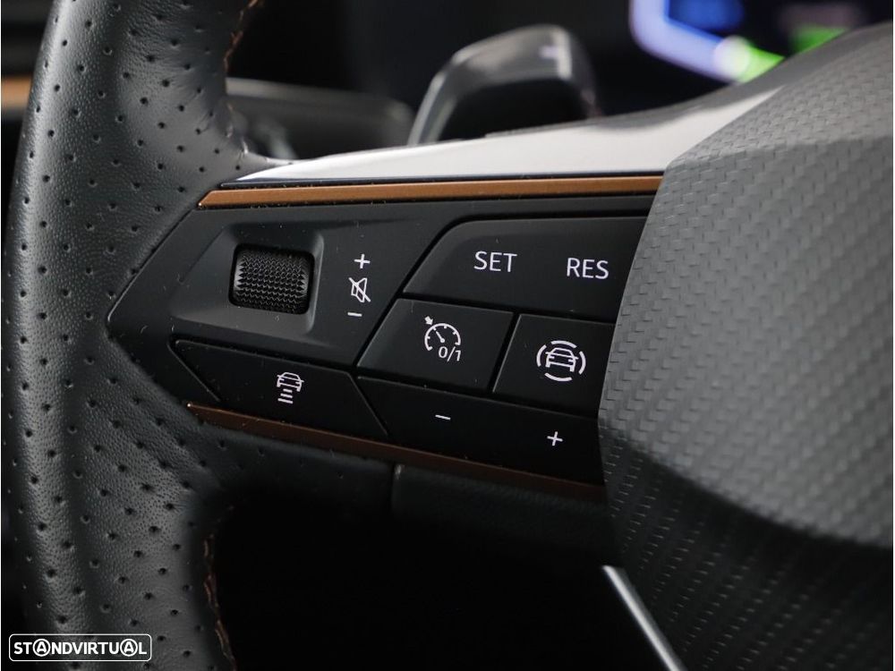 Cupra Formentor 1.4 e-Hybrid DSG - 27