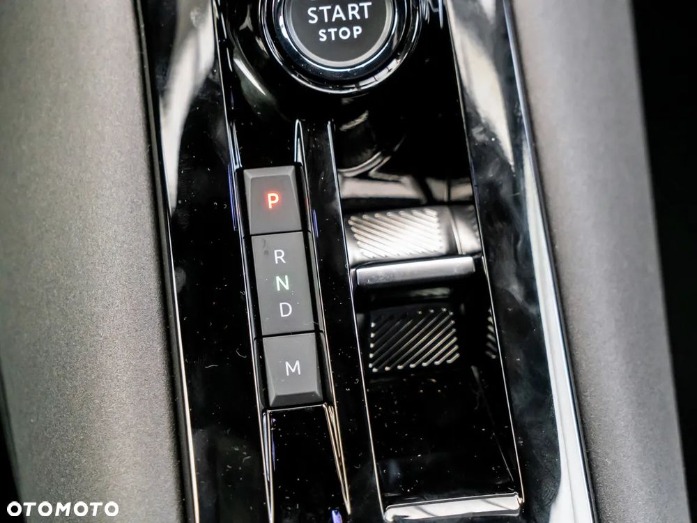 Alfa Romeo Junior 1.2 mHEV Ti eDCT - 27
