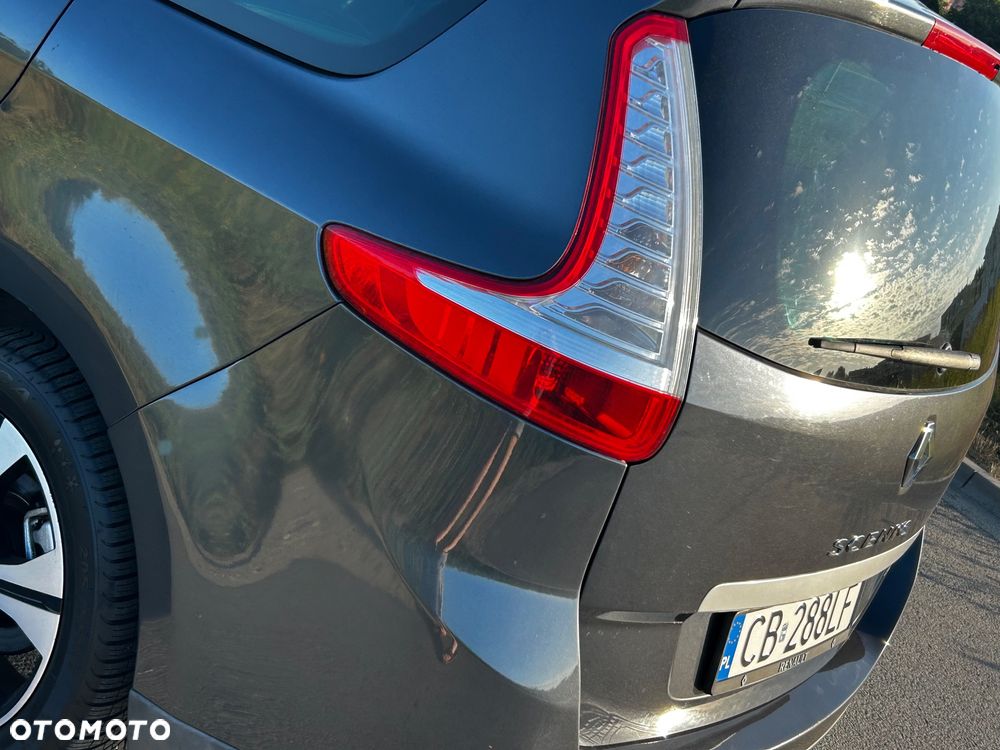 Renault Grand Scenic 2.0 16V 140 CVT Dynamique - 12