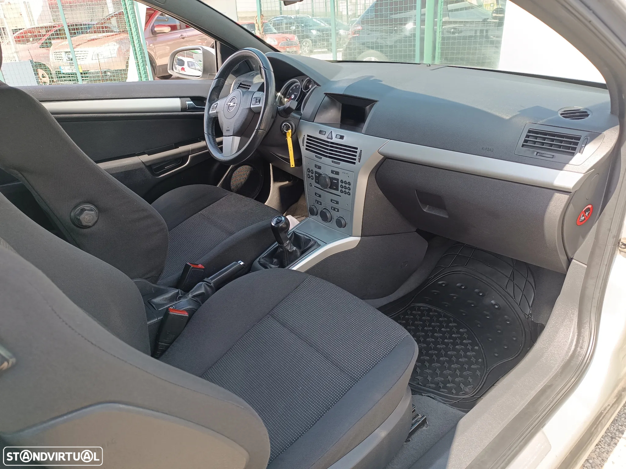 Opel Astra GTC 1.4 - 22