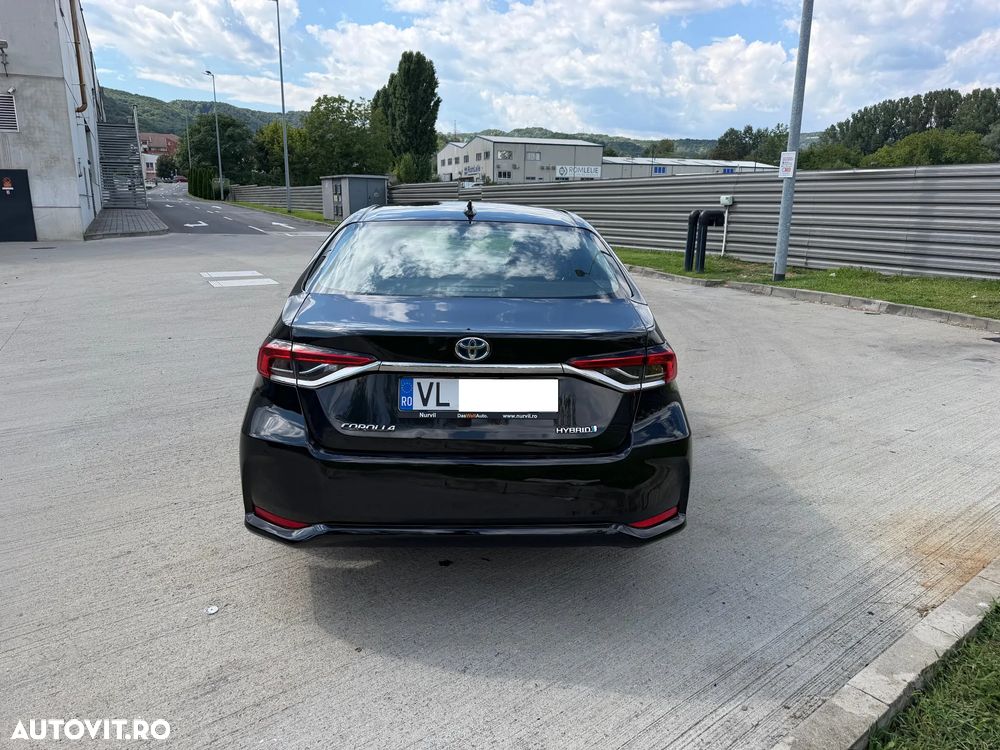 Toyota Corolla 1.8 HSD Business - 13