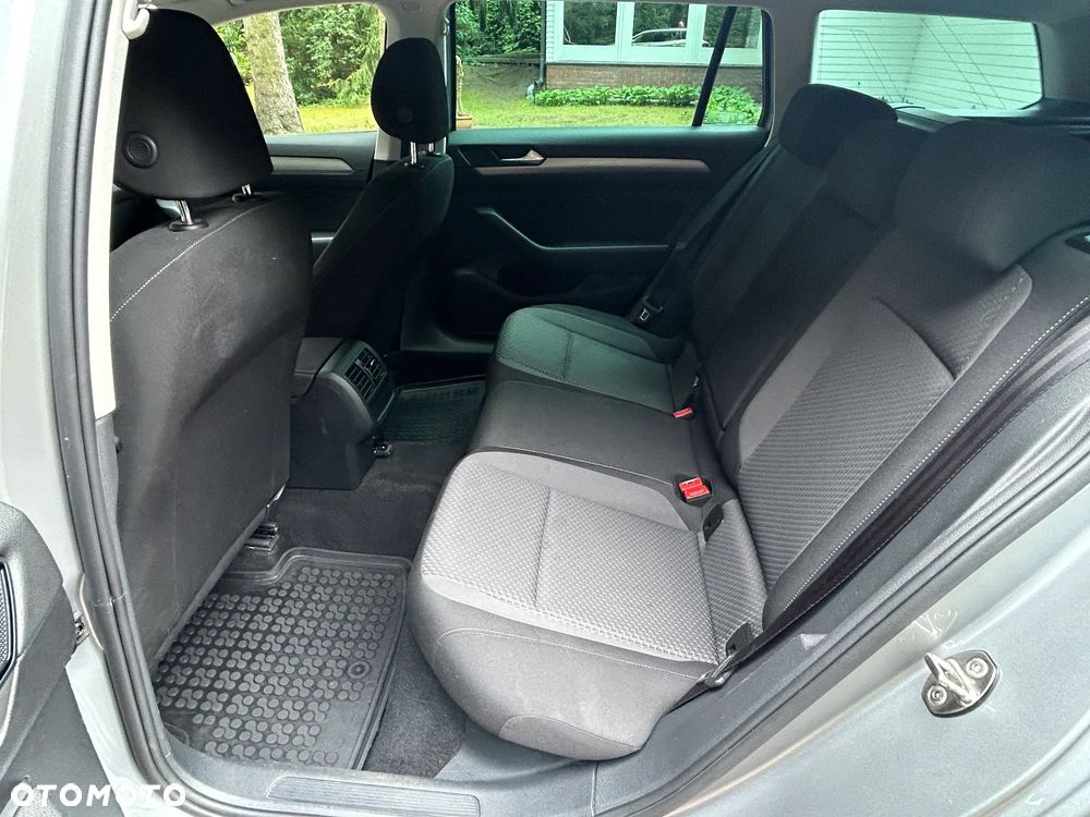Volkswagen Passat 2.0 TDI EVO Business DSG - 11