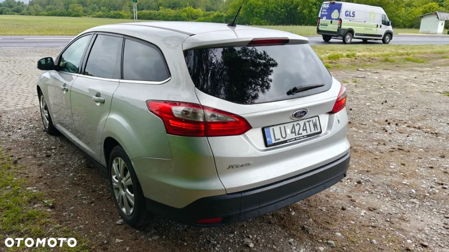 Ford Focus Turnier 1.6 TDCi DPF Start-Stopp-System Titanium - 6
