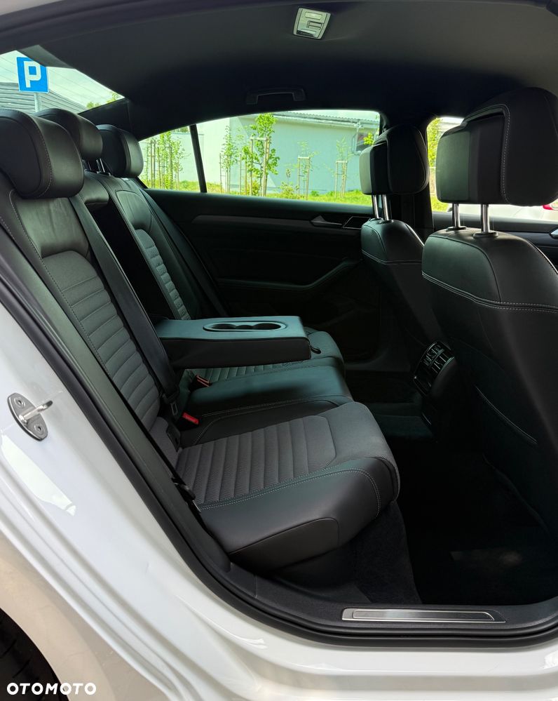 Volkswagen Passat 2.0 TDI BMT Highline - 12