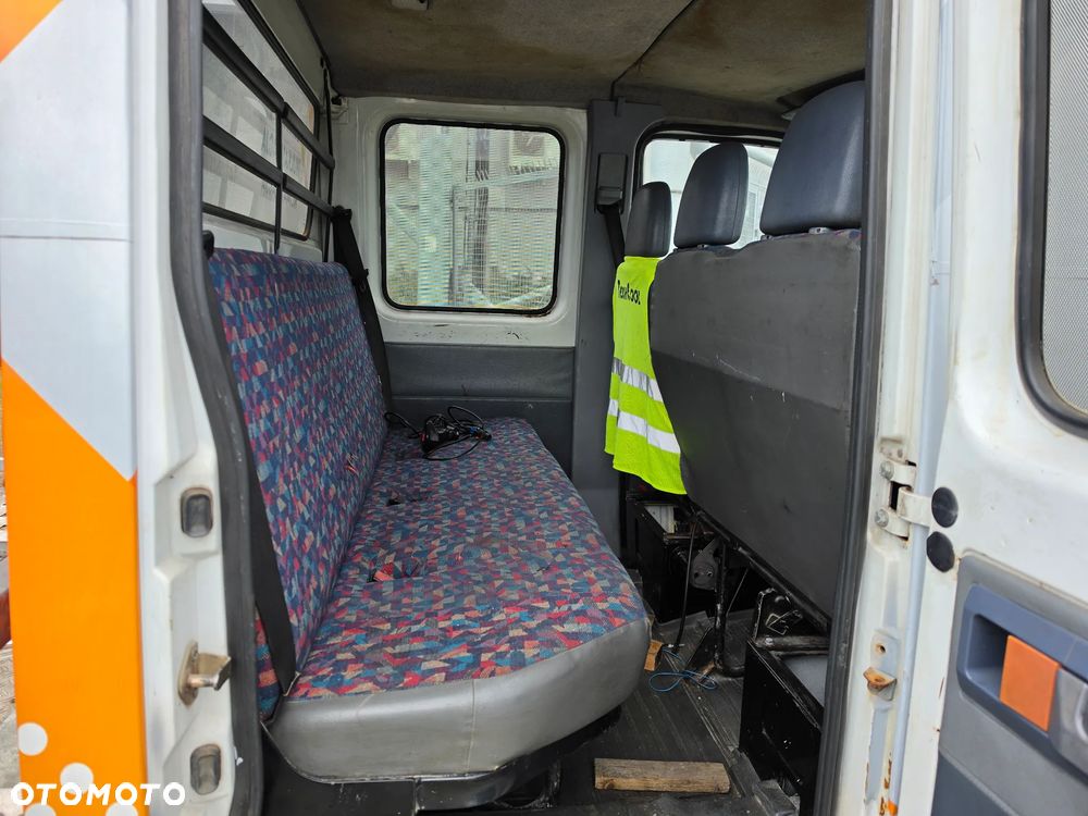 Mercedes-Benz Sprinter - 8
