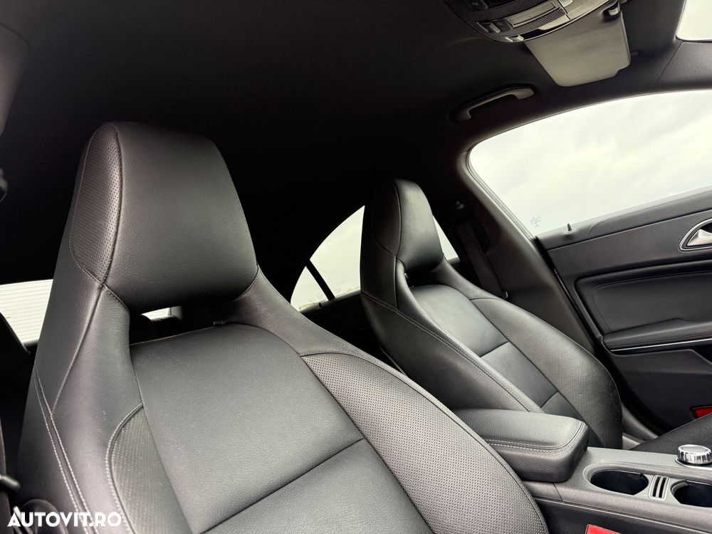 Mercedes-Benz CLA 220 - 18