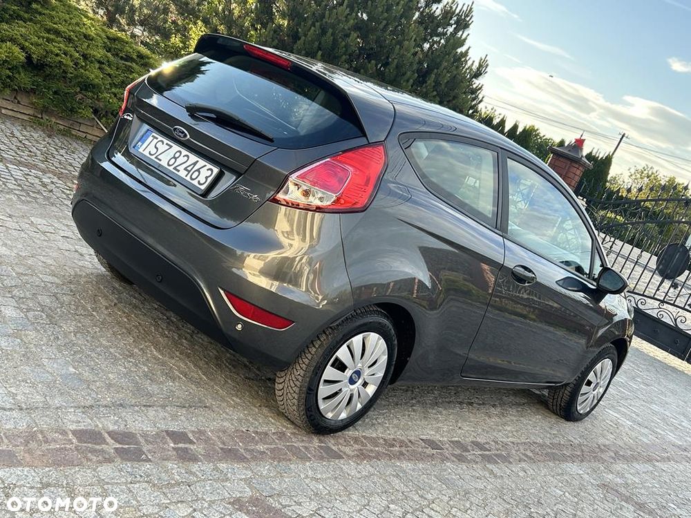 Ford Fiesta - 10