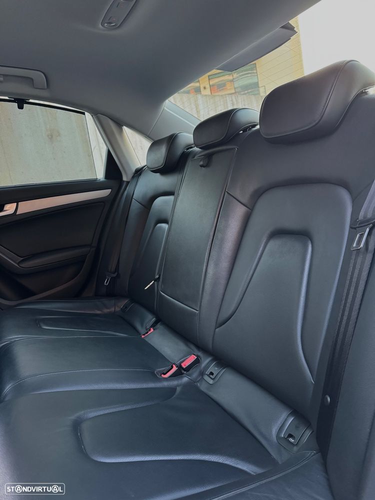 Audi A4 2.0 TDI DPF Ambition - 8