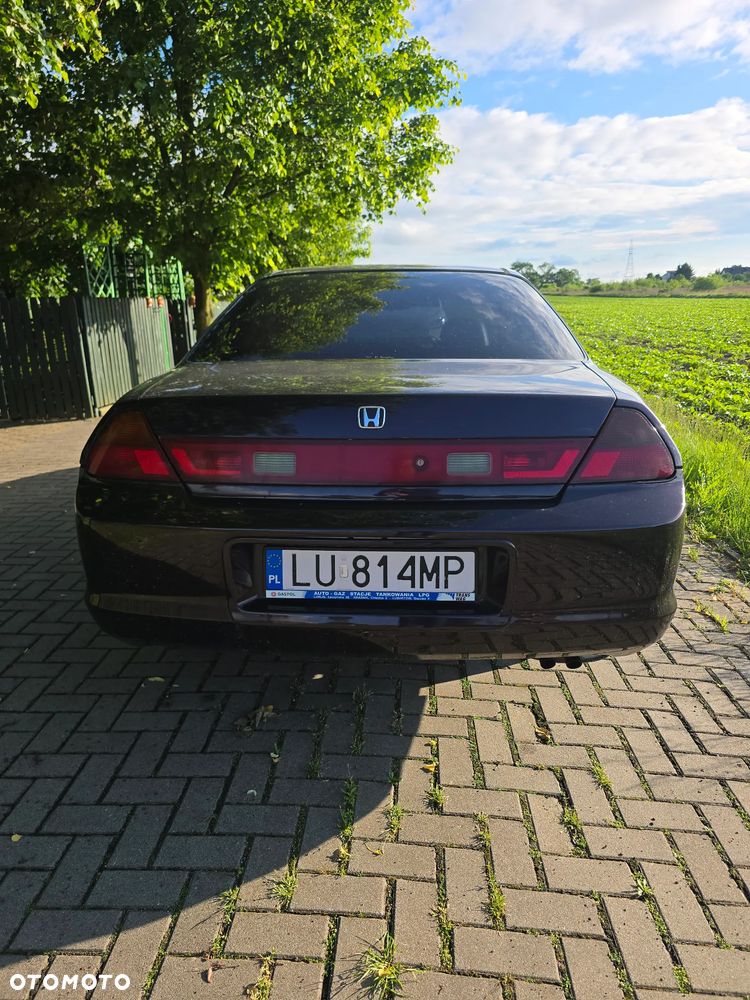 Honda Accord 2.0i ES - 2
