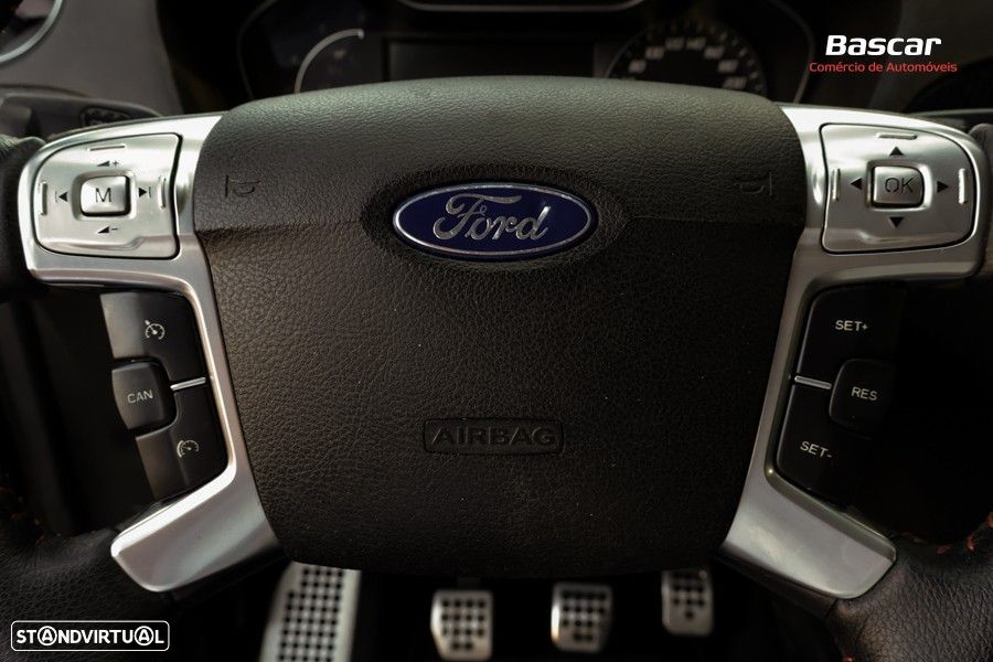 Ford S-Max 2.0 TDCi Titanium 7L - 22