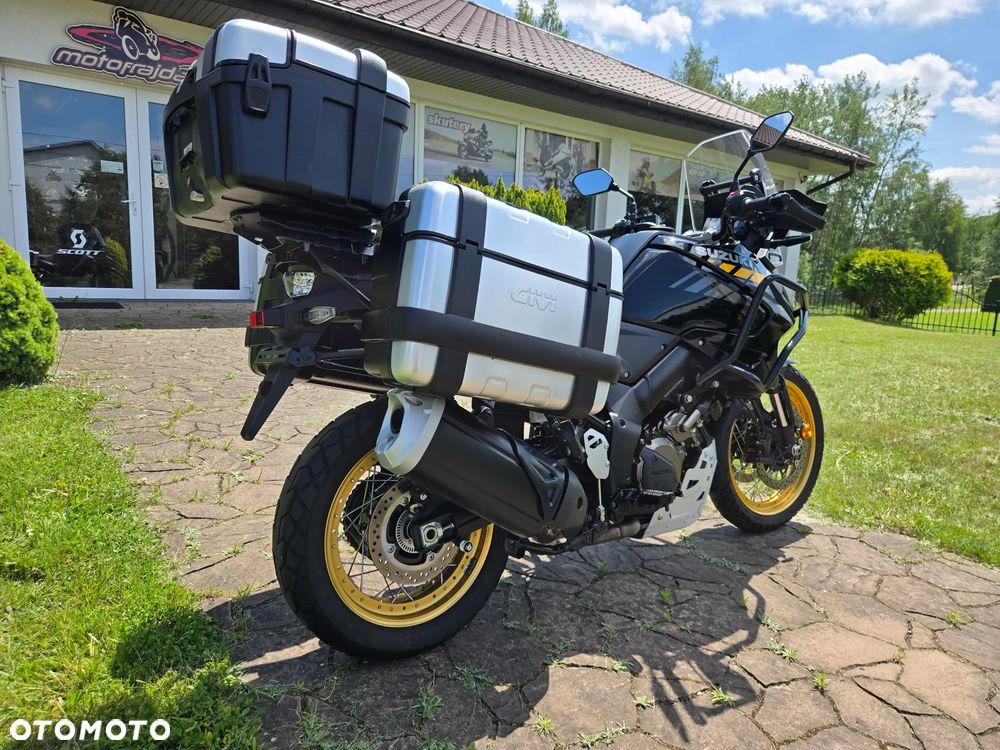 Suzuki V-STROM - 3