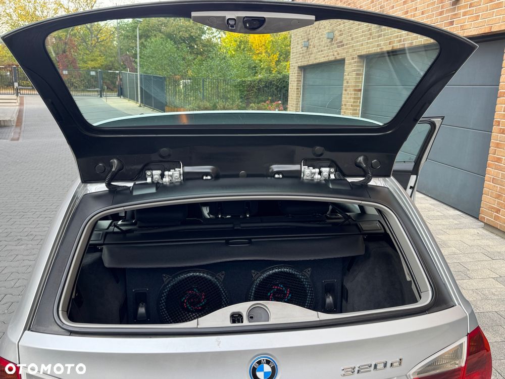 BMW Seria 3 320d - 21