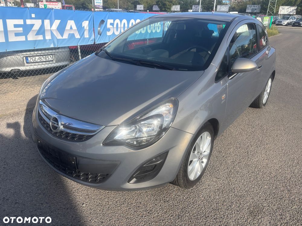 Opel Corsa 1.2 16V Cosmo - 11
