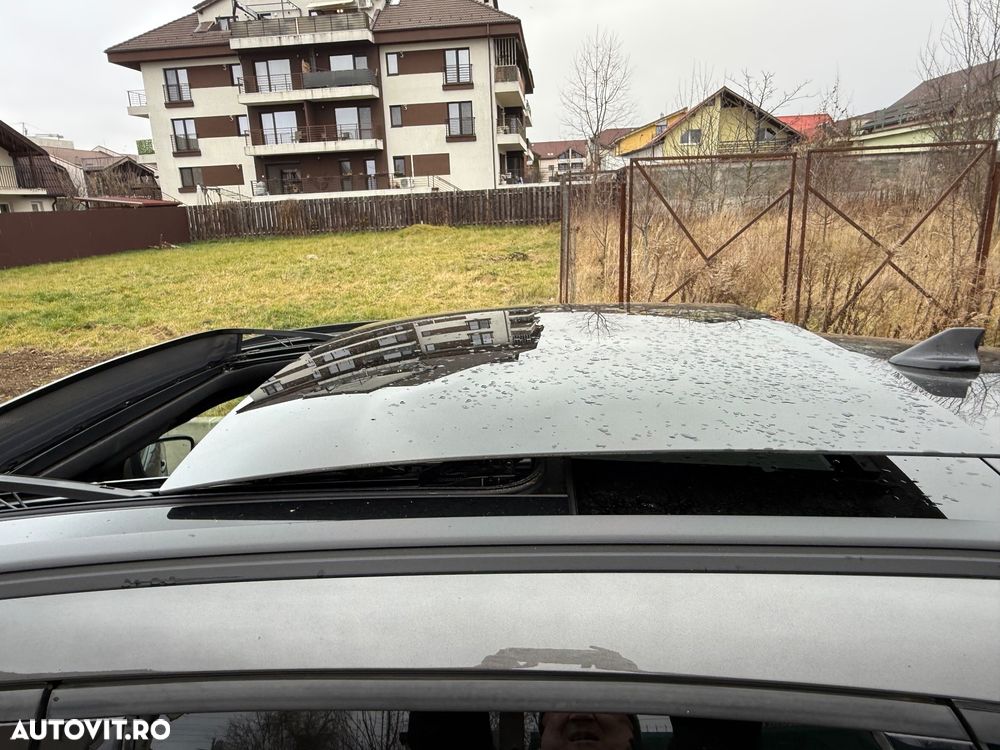 Ford Kuga 2.5 Duratec FHEV ST-LINE - 40