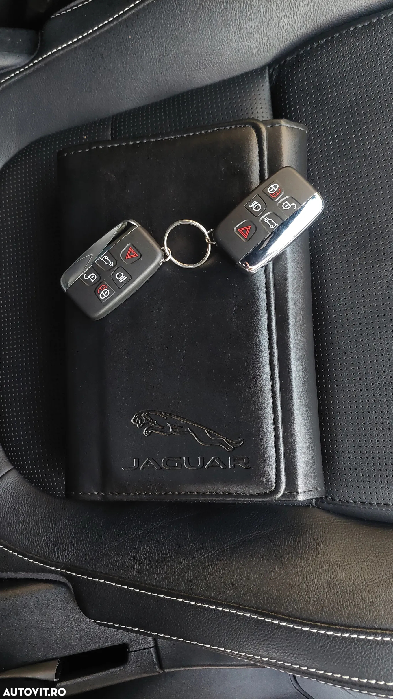 Jaguar F-Pace 20d Aut. R-Sport - 38