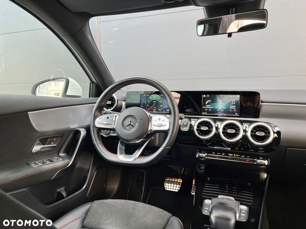 Mercedes-Benz Klasa A 180 AMG Line 7G-DCT - 13
