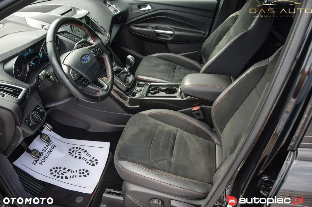 Ford Kuga 1.5 EcoBoost 2x4 ST-Line - 18