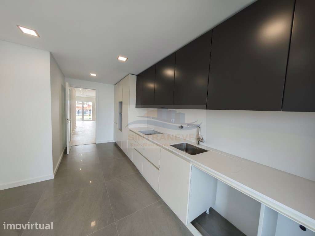 Luxuoso apartamento T2 na Parede com vista desafogada - Grande imagem: 2/38