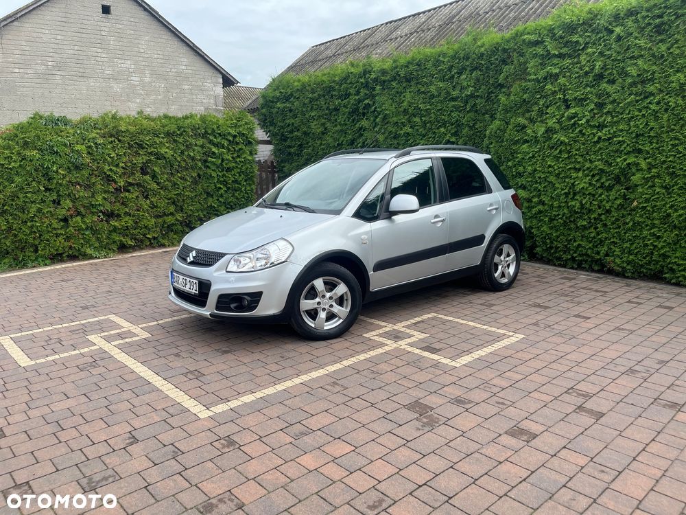 Suzuki SX4 1.6 Comfort Plus - 1
