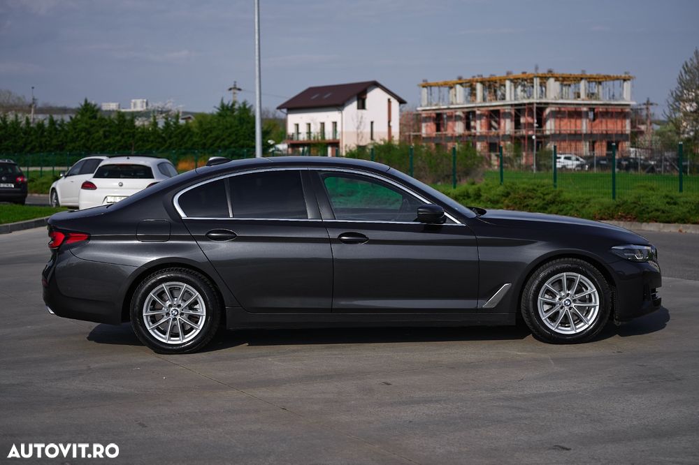 BMW Seria 5 520d AT - 7