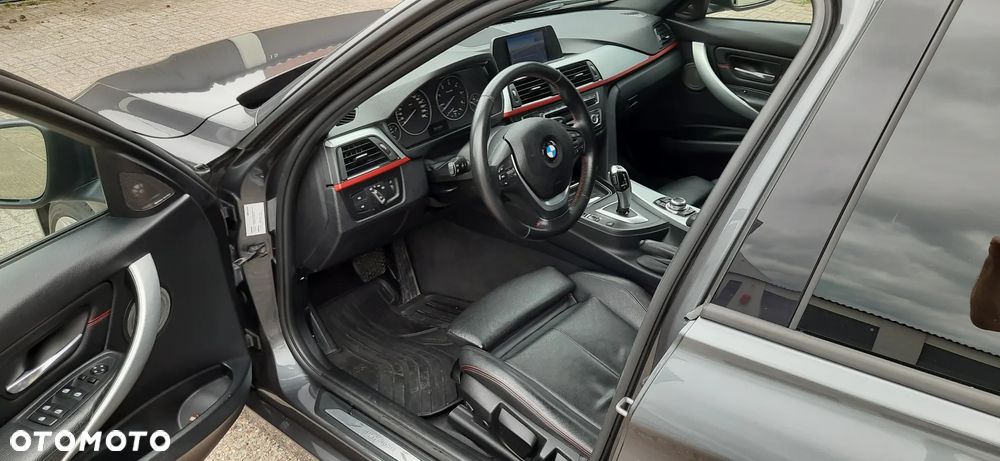 BMW Seria 3 330d Sport Line - 36