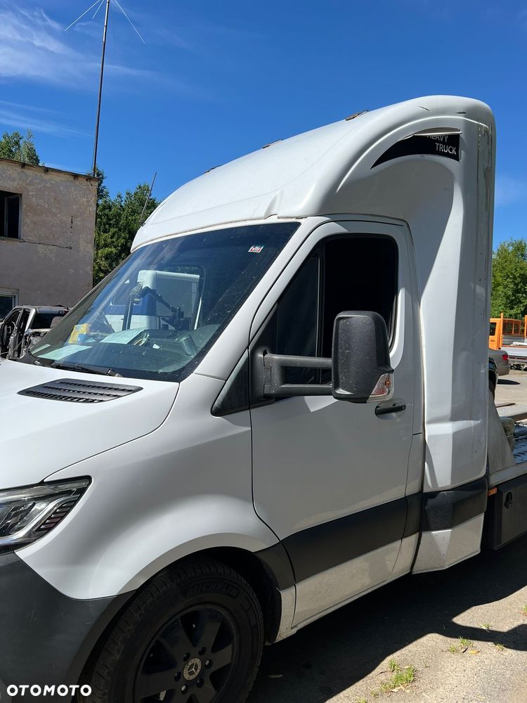 Mercedes-Benz Sprinter 319 - 4