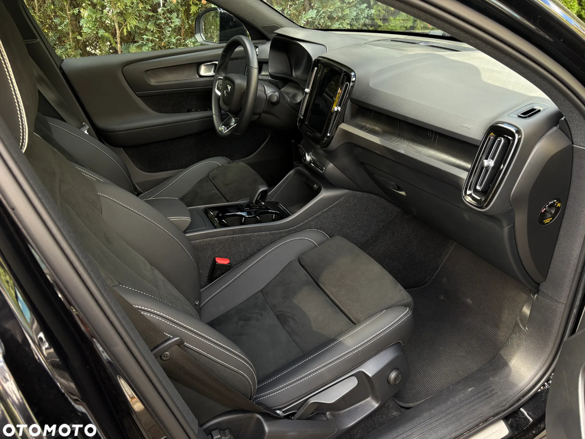 Volvo C40 Recharge Twin AWD Ultimate - 9