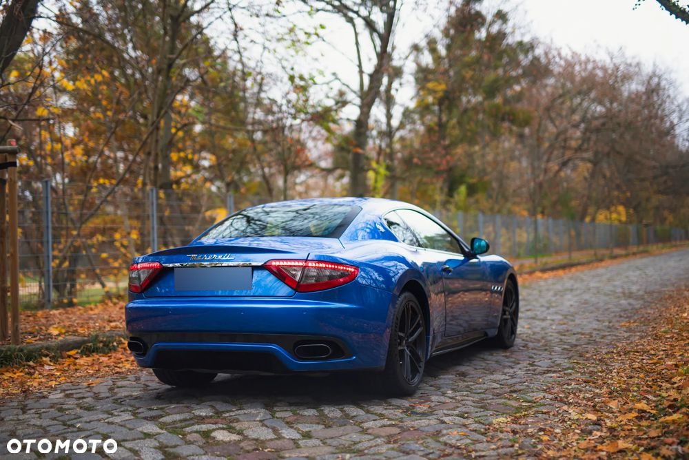 Maserati GranTurismo S - 5