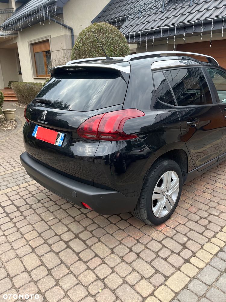 Peugeot 2008 PureTech 110 GPF Stop&Start EAT6 Style - 4