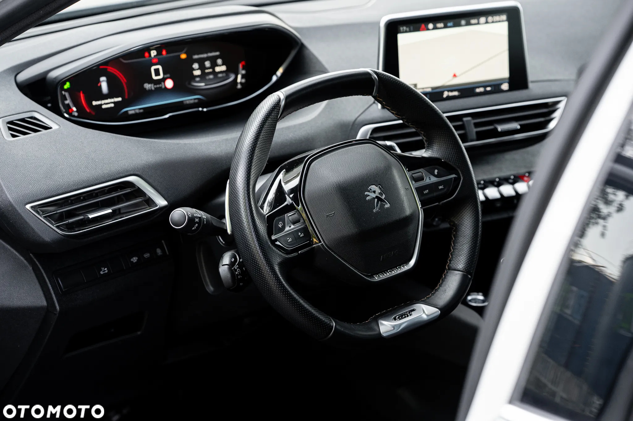 Peugeot 5008 2.0 BlueHDI GT S&S EAT8 - 12