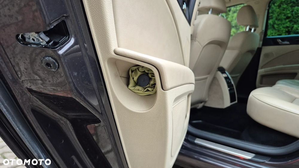 Skoda Superb 2.0 TDI L&K DSG - 25