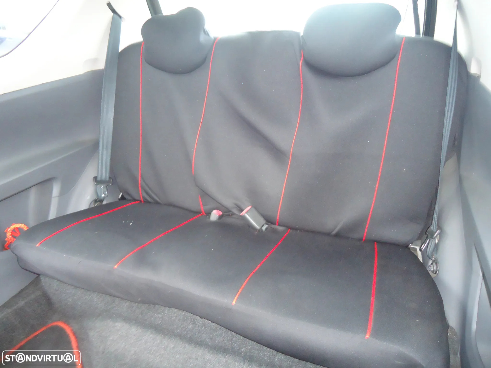 Peugeot 107 1.0 RC Line - 8