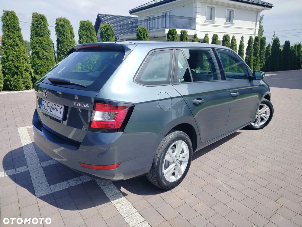 Skoda Fabia 1.0 TSI Ambition - 3