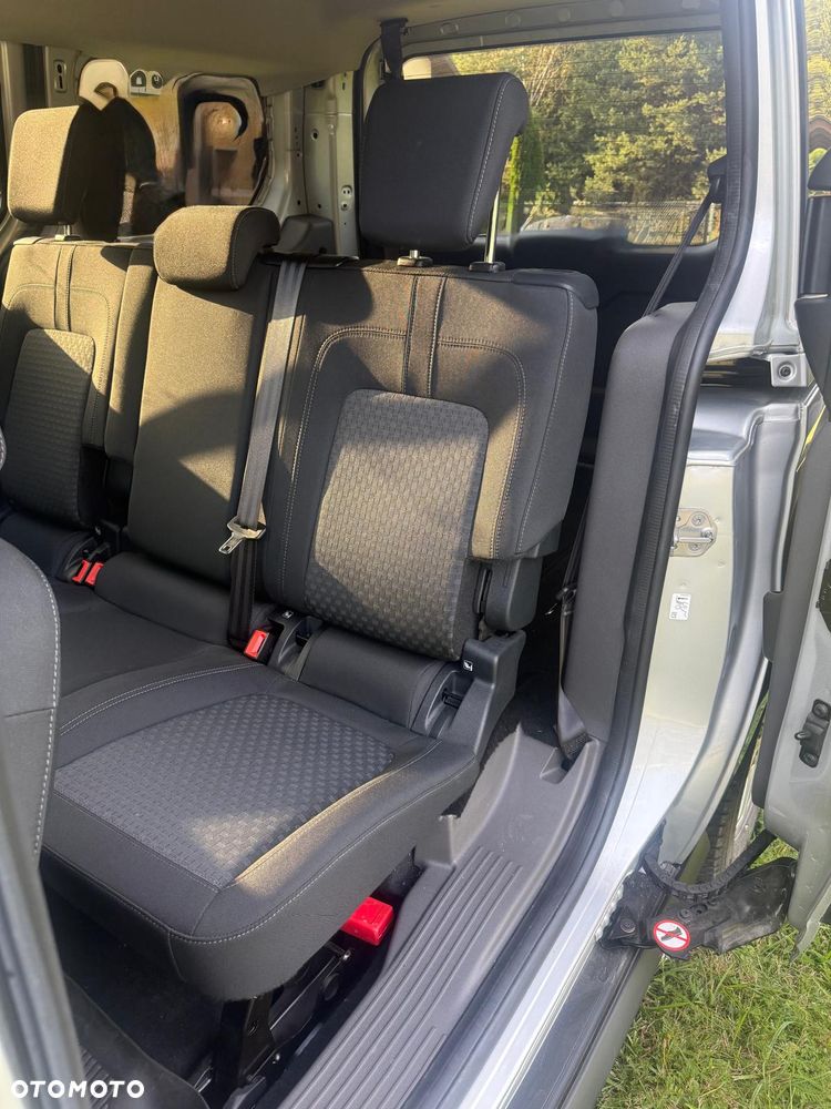 Ford Transit Connect - 14
