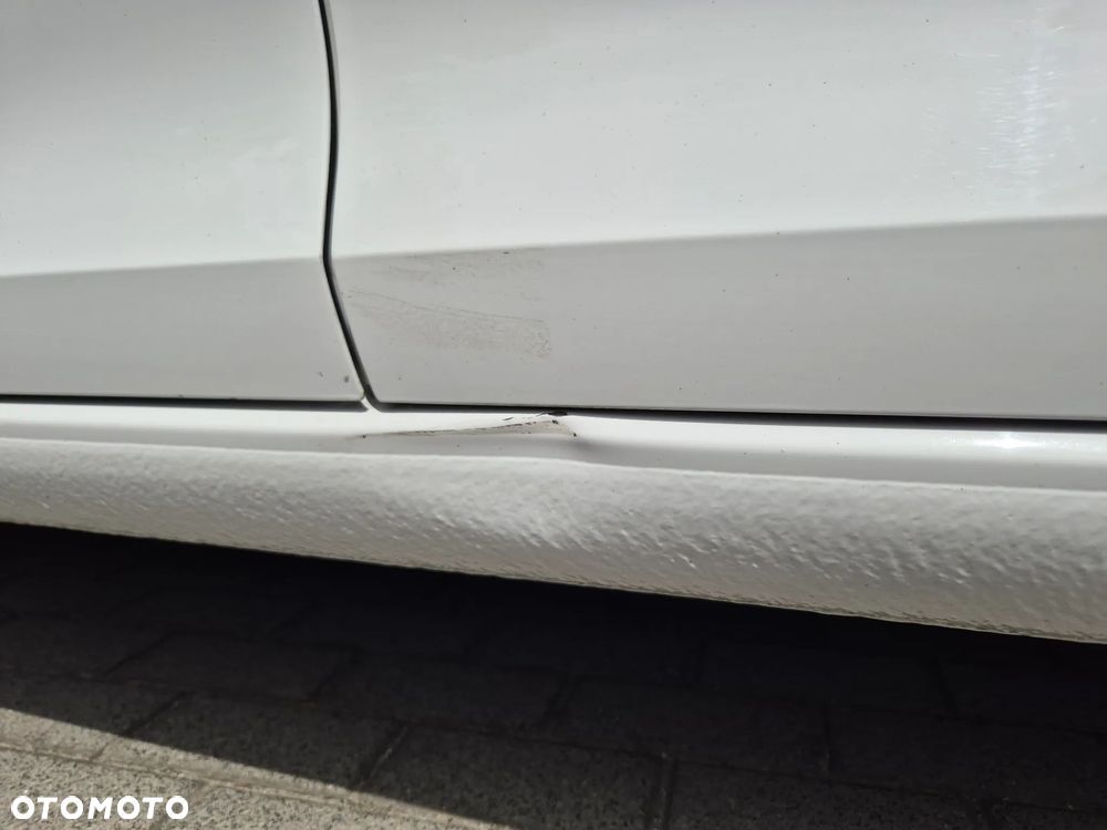 Skoda RAPID 1.0 TSI Ambition - 8
