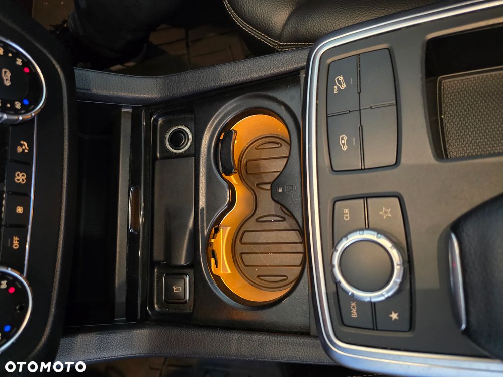 Mercedes-Benz GL - 30