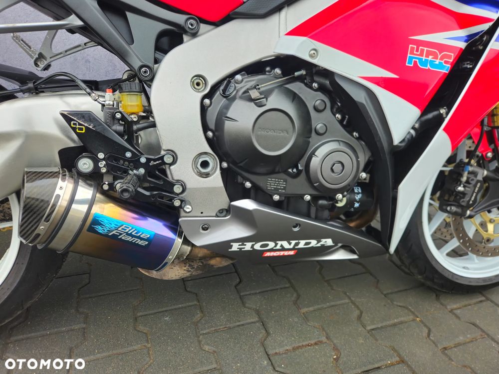 Honda CBR - 8