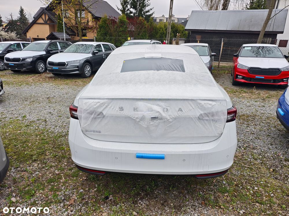 Skoda Superb 2.0 TSI Sportline DSG - 8