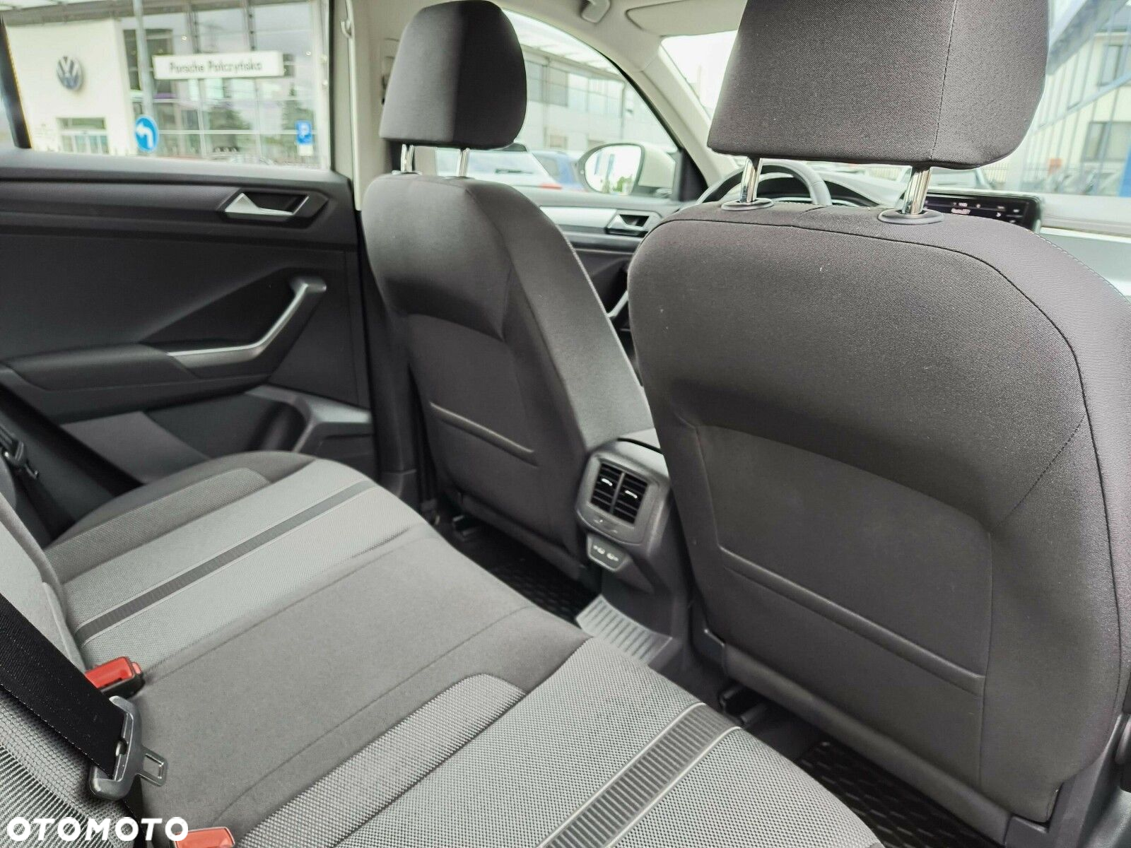 Volkswagen T-Roc 1.5 TSI Life DSG - 23