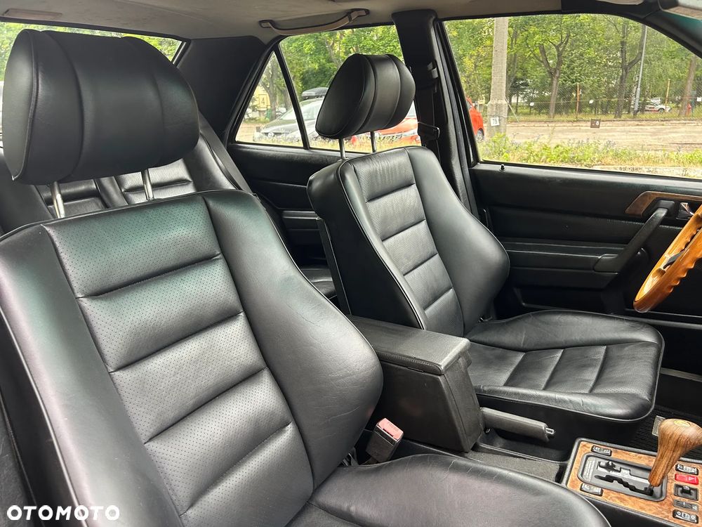 Mercedes-Benz W201 (190) - 16